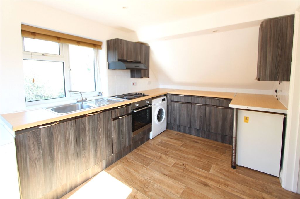 Property photo 2 of 7 Picture No. 08