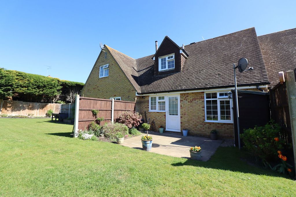 Property photo 3 of 21