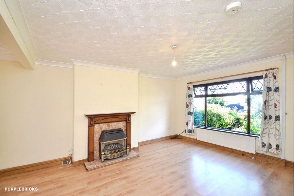 Property photo 3 of 38