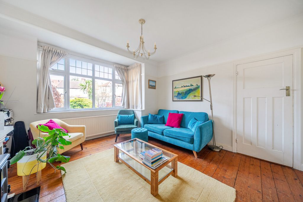 Property photo 2 of 13 1-69c1Bd87151Dd-1...