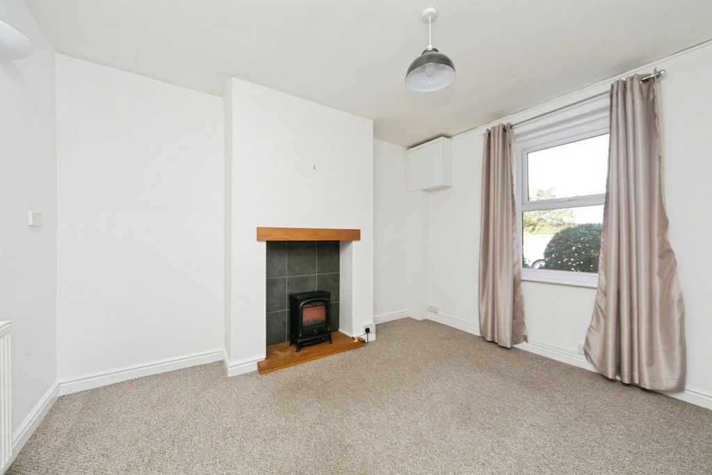 Property photo 2 of 18 Pbox-Img.Jpg
