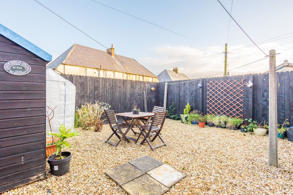 Property photo 2 of 24 Rear Garden