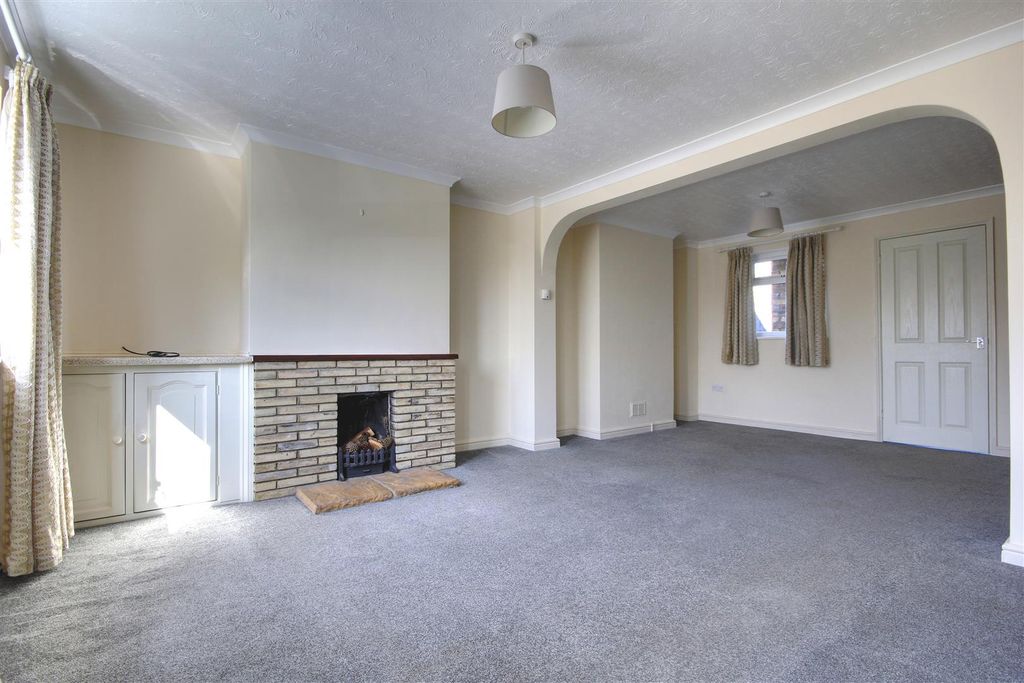 Property photo 2 of 10 Img_1273-Img_1275.Jpg