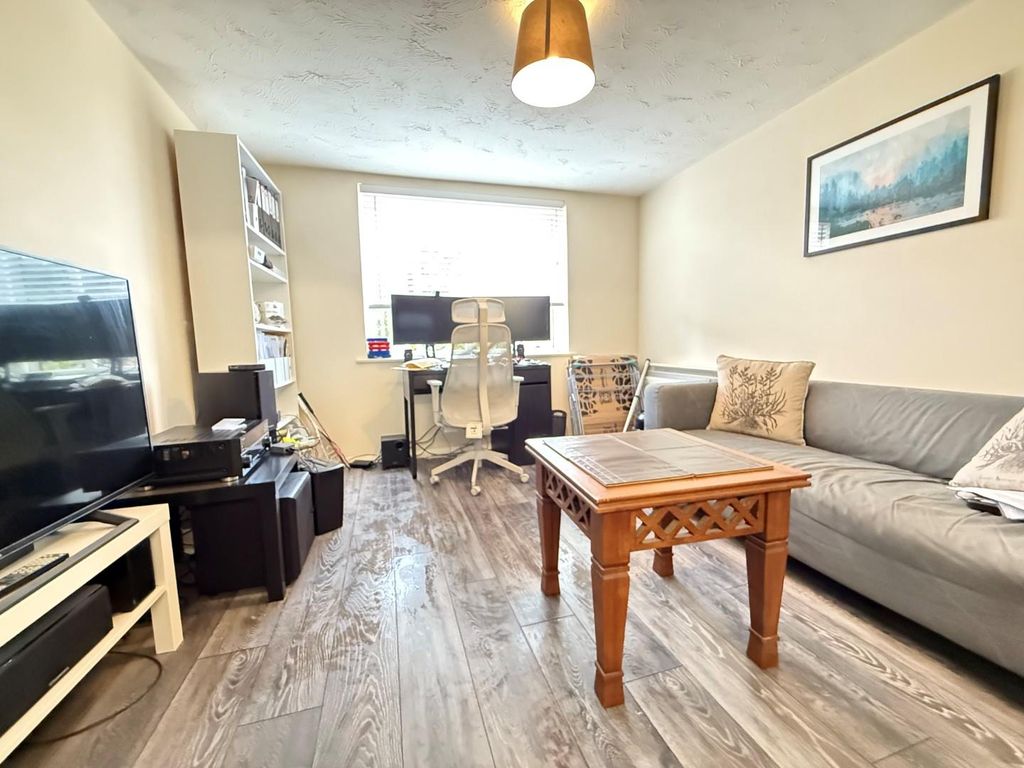 Property photo 3 of 5 4.Jpg
