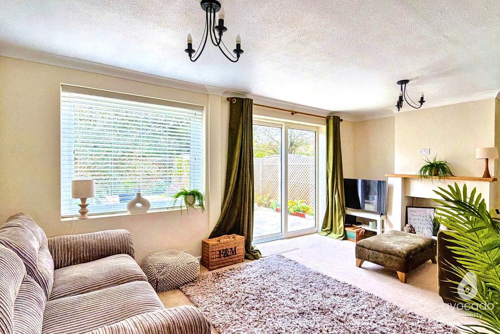 Property photo 3 of 10 4596034