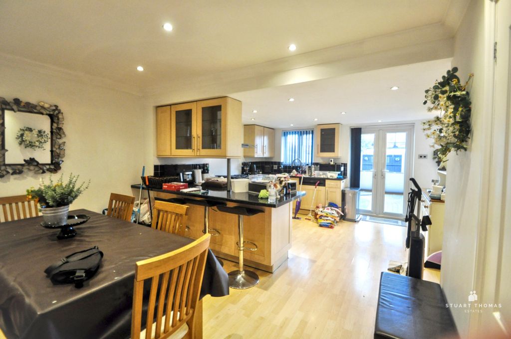 Property photo 2 of 17 Dsc_0851