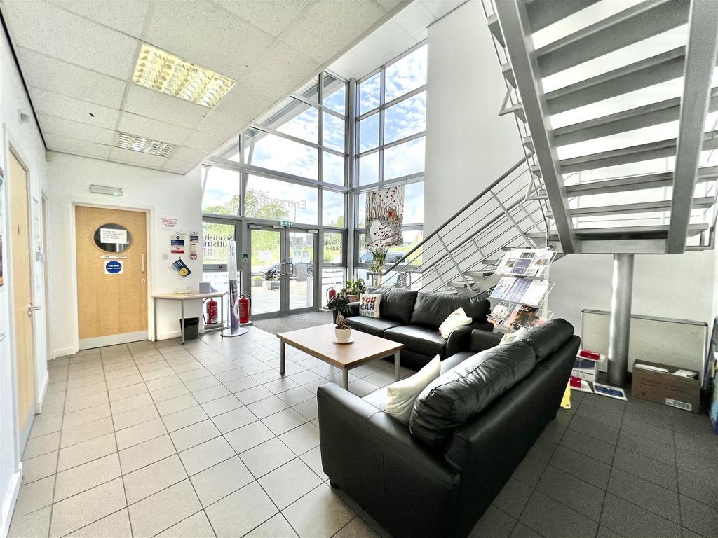 Property photo 2 of 10 Blue Central Business Park, Dunfermline