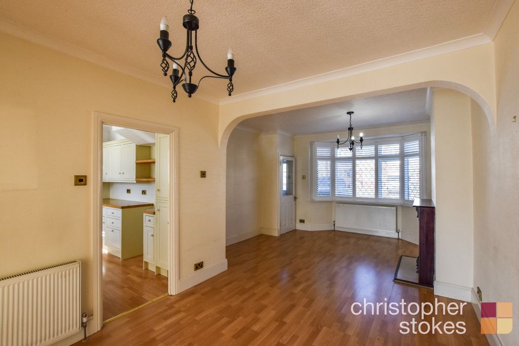 Property photo 2 of 23 4499101
