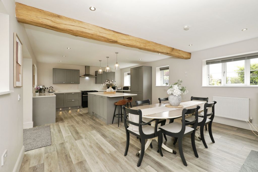 Property photo 1 of 16 Kitchen/Family Room