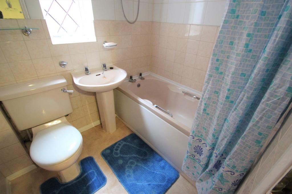Property photo 2 of 5