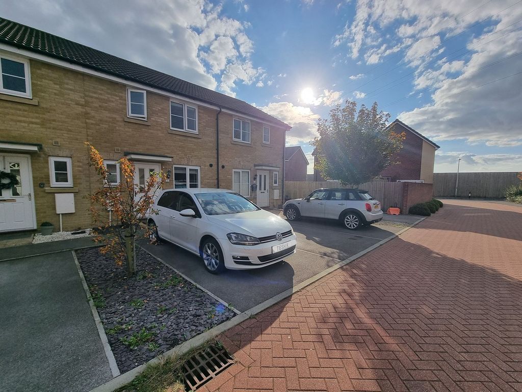 Property photo 1 of 11 Main