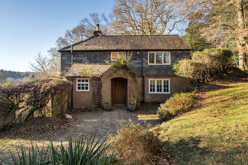 Property photo 1 of 17