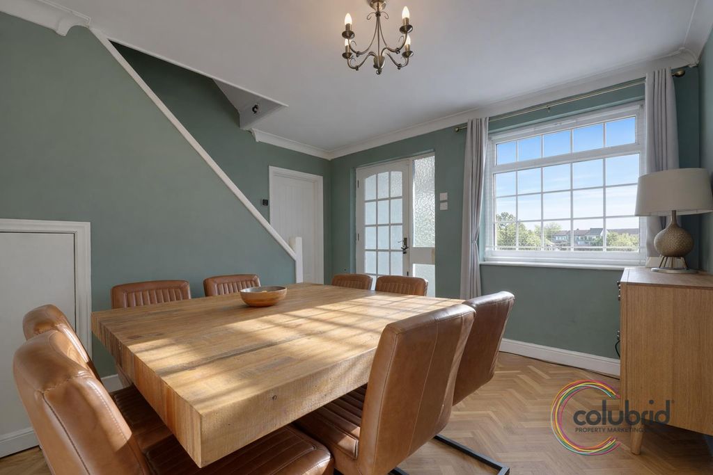 Additional image 5 of 4 bed end terrace house for saleWhitmore Avenue, Grays RM16