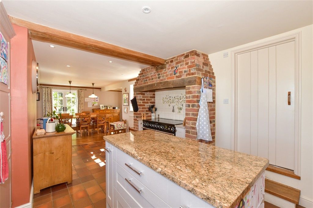 Property photo 2 of 22 Kitchen