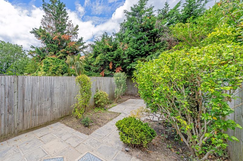 Property photo 2 of 14 Garden