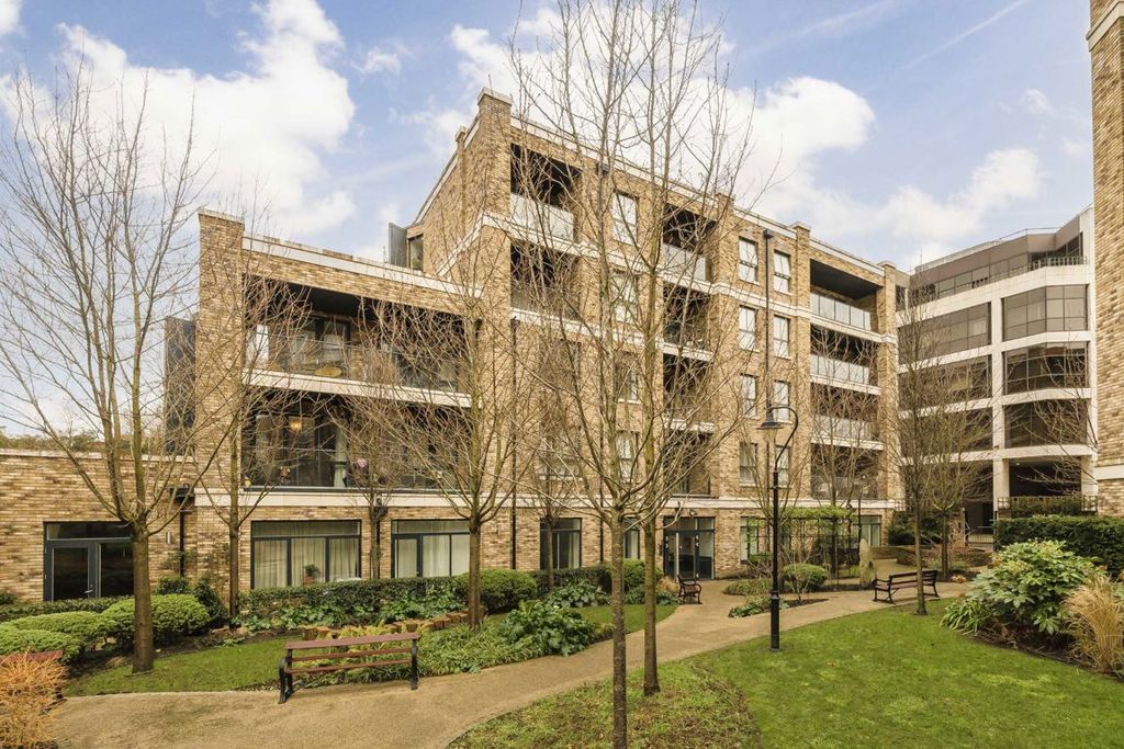 Property photo 1 of 10