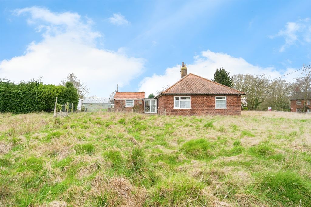 Property photo 3 of 15