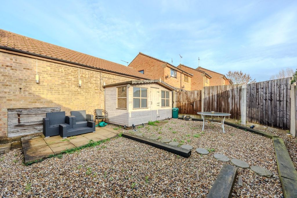 Property photo 3 of 15 Garden