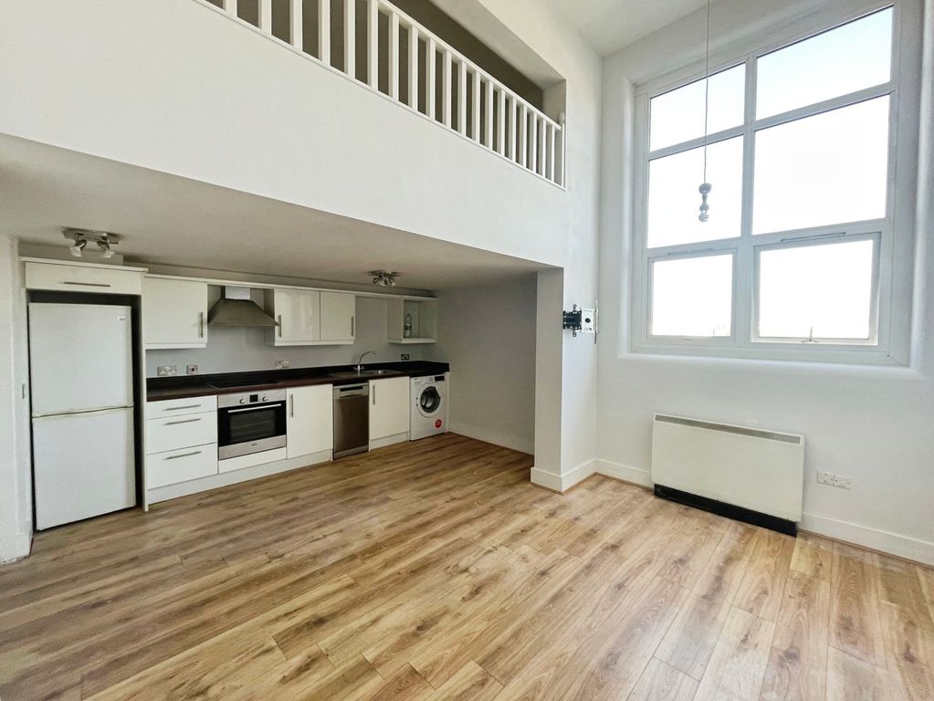 Property photo 2 of 12 Pbox-Img.Jpg