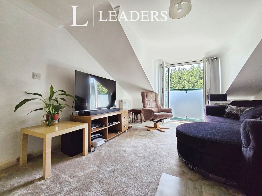 Property photo 2 of 14 Pbox-Img.Jpg