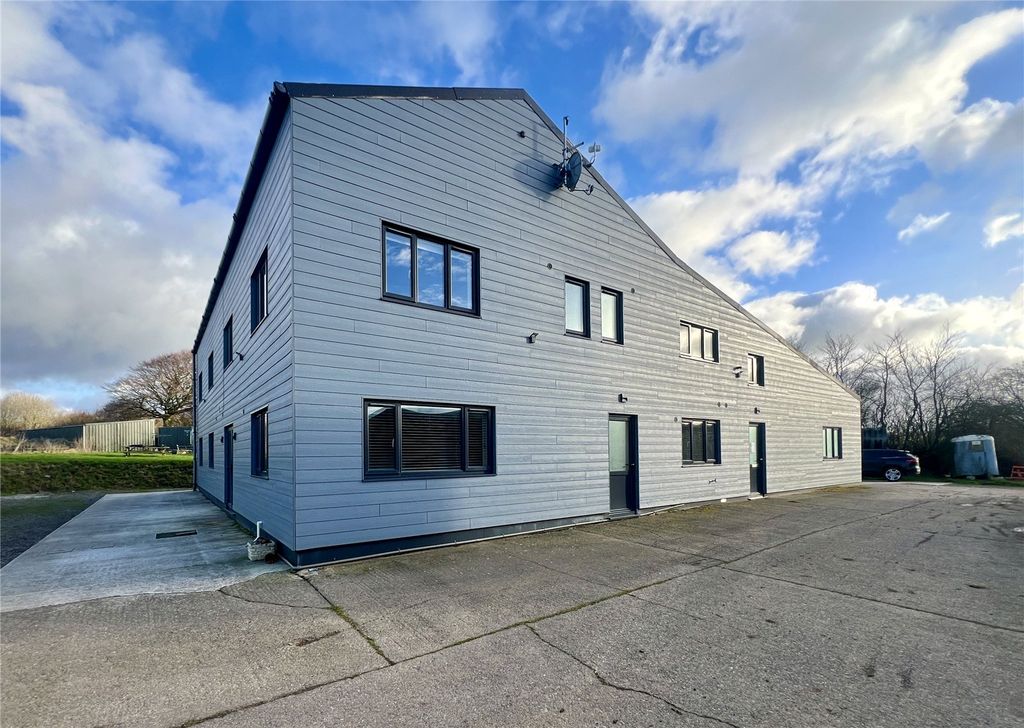 Property photo 1 of 17 Picture No. 06