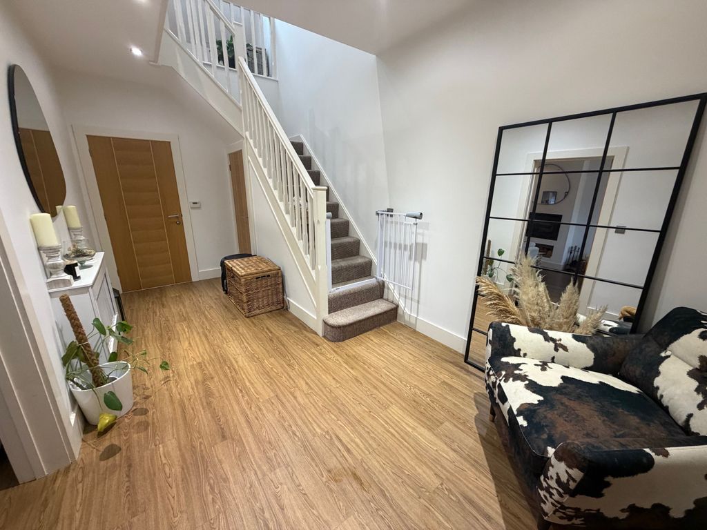 Property photo 2 of 18 Front