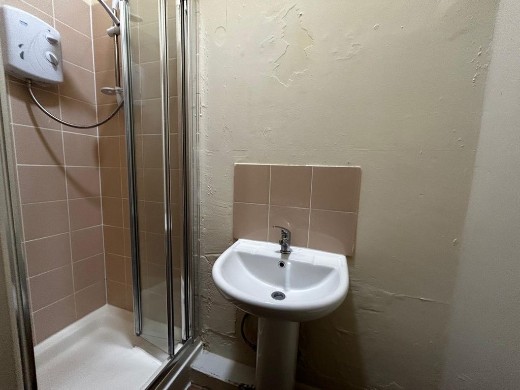 Property photo 3 of 3