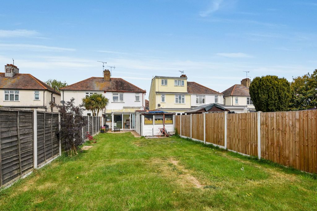 Property photo 2 of 30 Picture No. 18