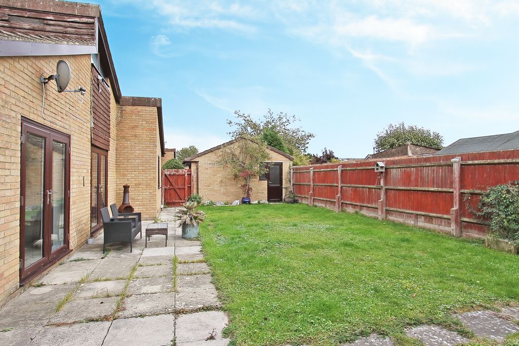 Property photo 3 of 15