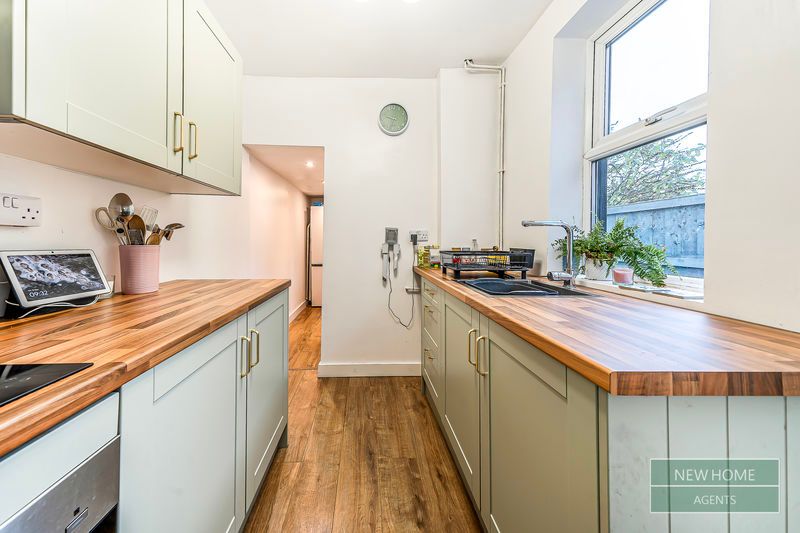 Property photo 3 of 15 Photo 13