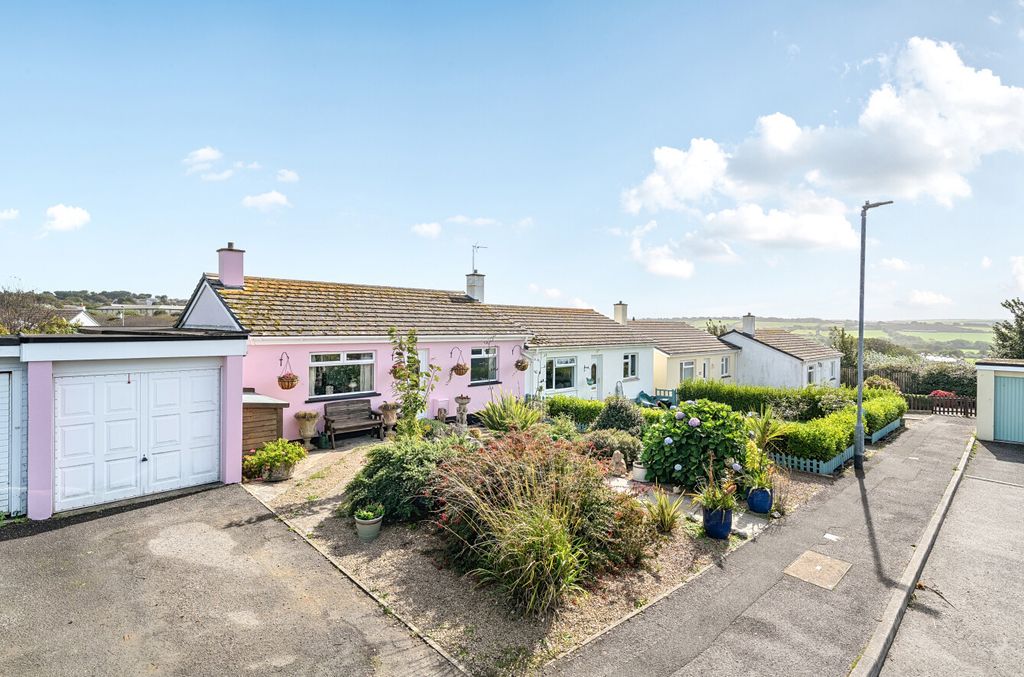 Property photo 1 of 14 1356065-1-68c82F6...