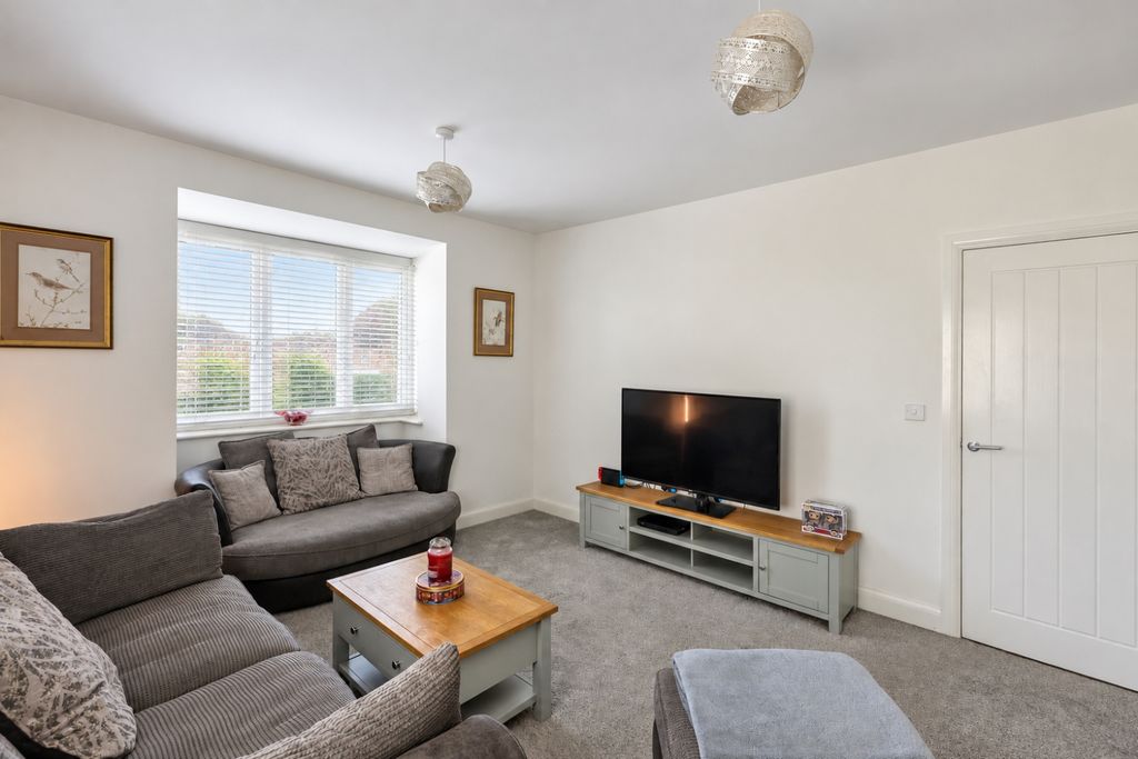 Property photo 2 of 26 38299267-0F0D-4011-9883-138B8D4Db4Ac