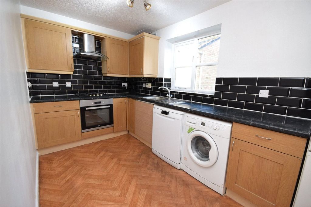 Property photo 2 of 10 Picture No. 07