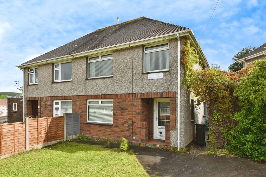 Property photo 1 of 17 Photo
