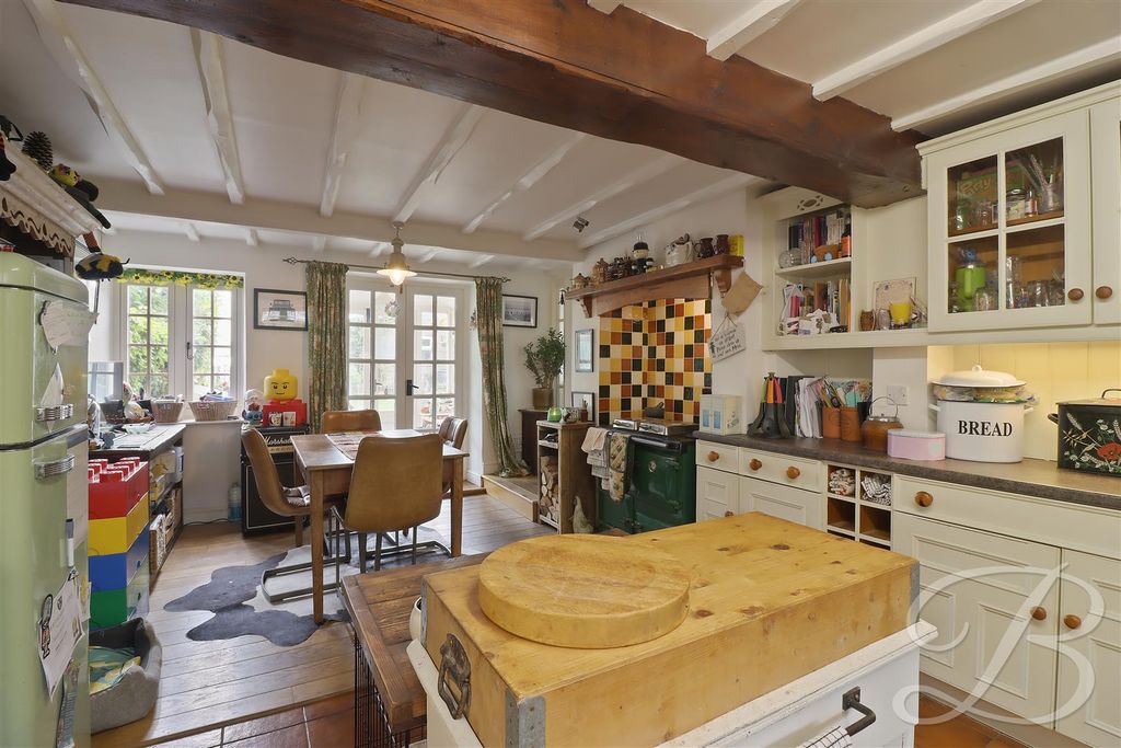 Property photo 3 of 18 Img_0594_1.Jpg