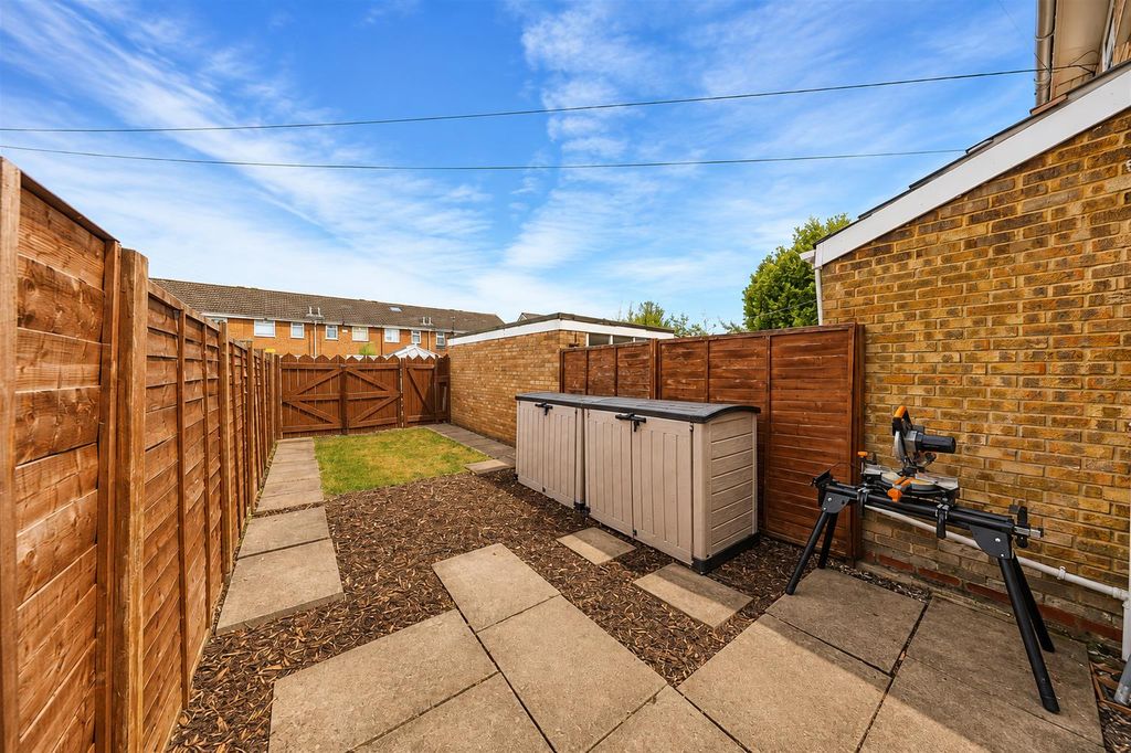 Property photo 3 of 14