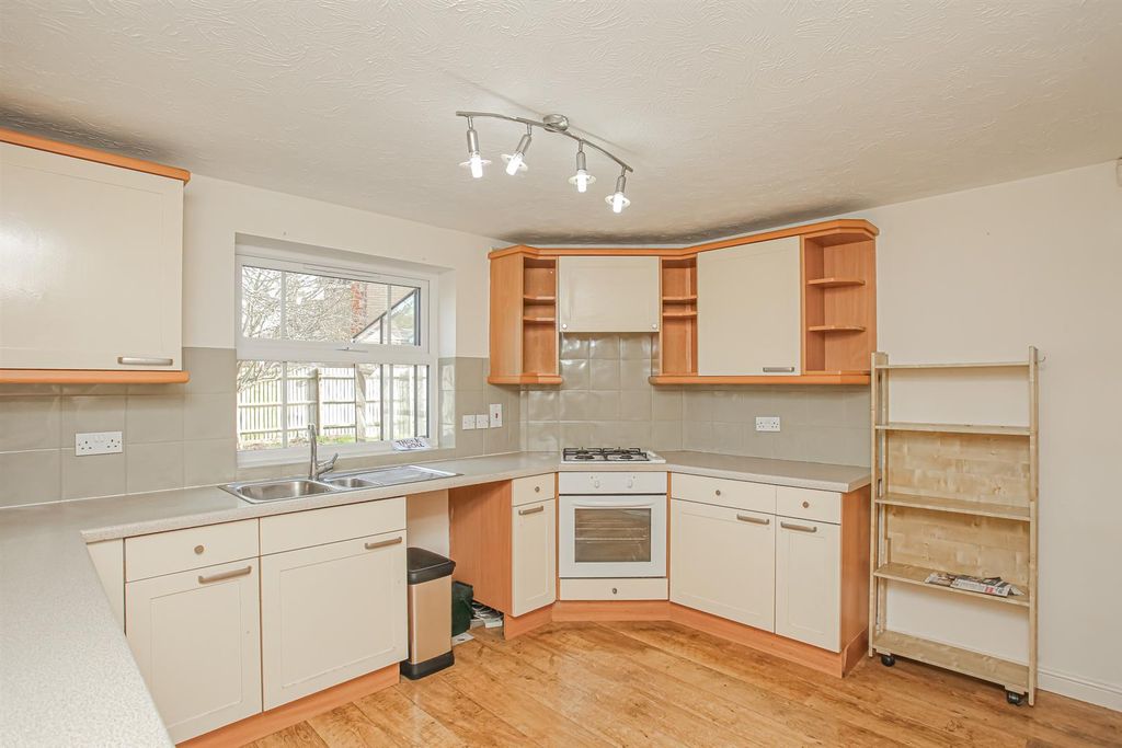 Property photo 3 of 15 Img_1481.Jpg