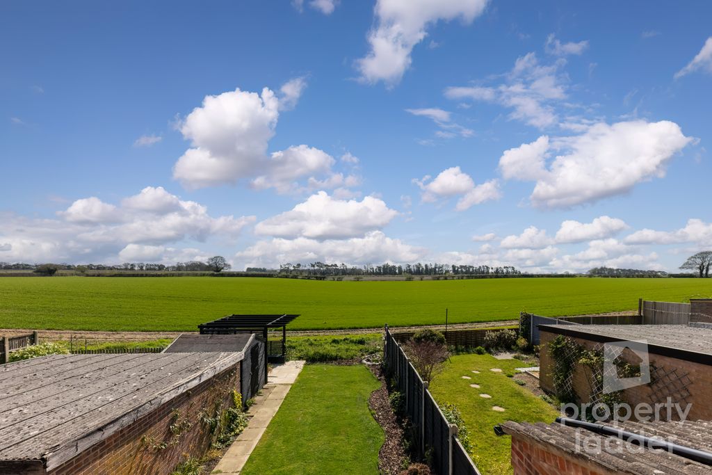 Property photo 2 of 21 Pl -18