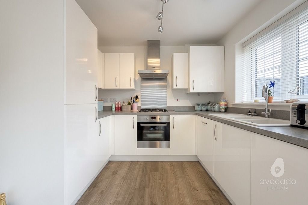 Property photo 3 of 20 5290416