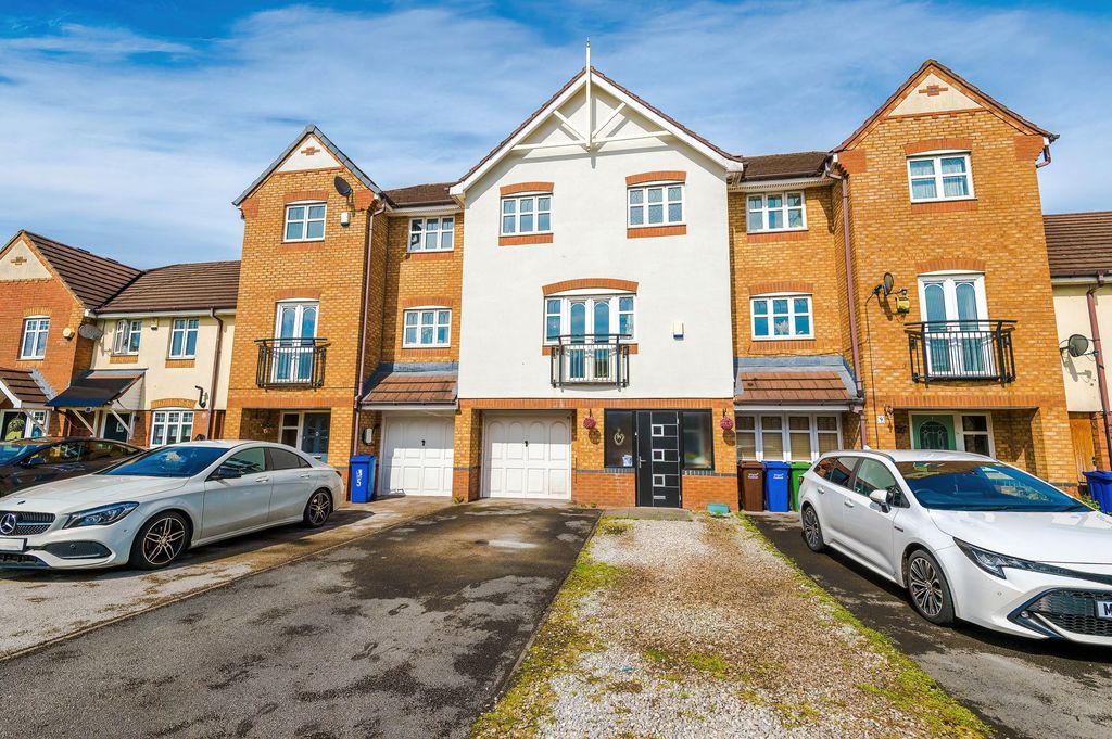 Property photo 1 of 36