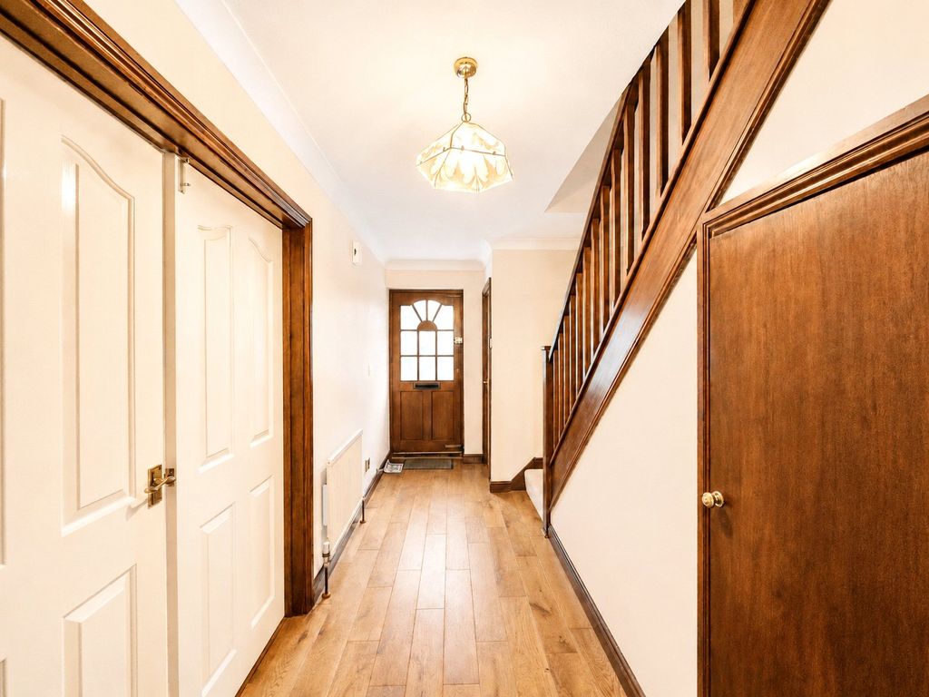 Property photo 3 of 18 Picture No. 34