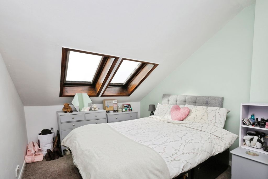 Additional image 6 of 1 bed flat for saleStreatfield Road, Heathfield, East Sussex TN21