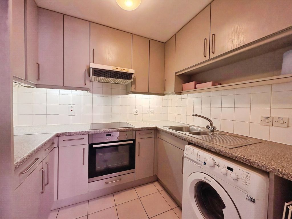 Property photo 3 of 9