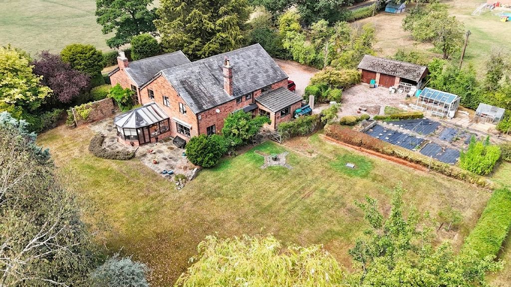 Property photo 1 of 31