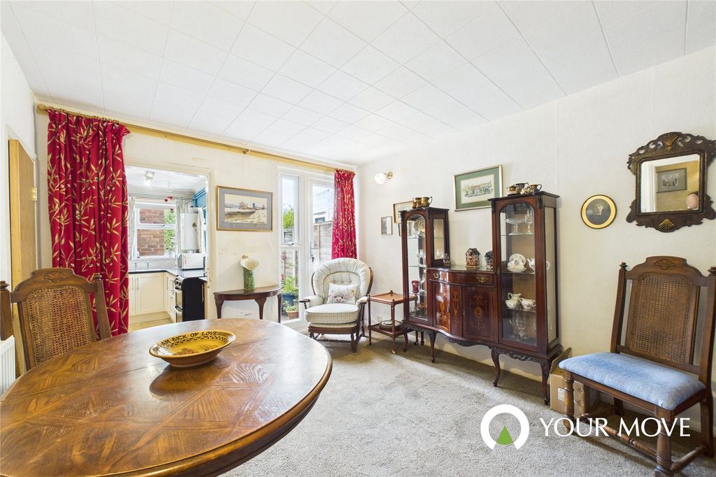 Property photo 3 of 18 Picture No. 23