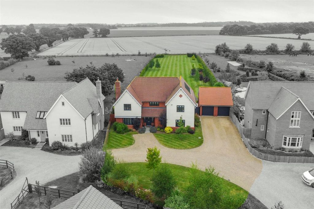 Property photo 1 of 19 Aerial