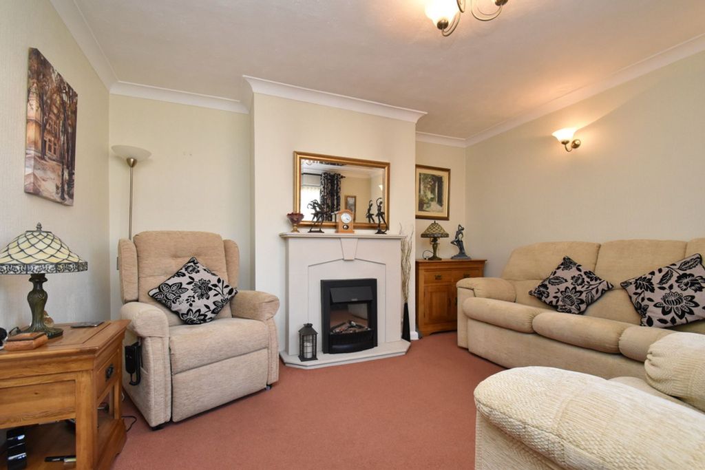 Property photo 3 of 21