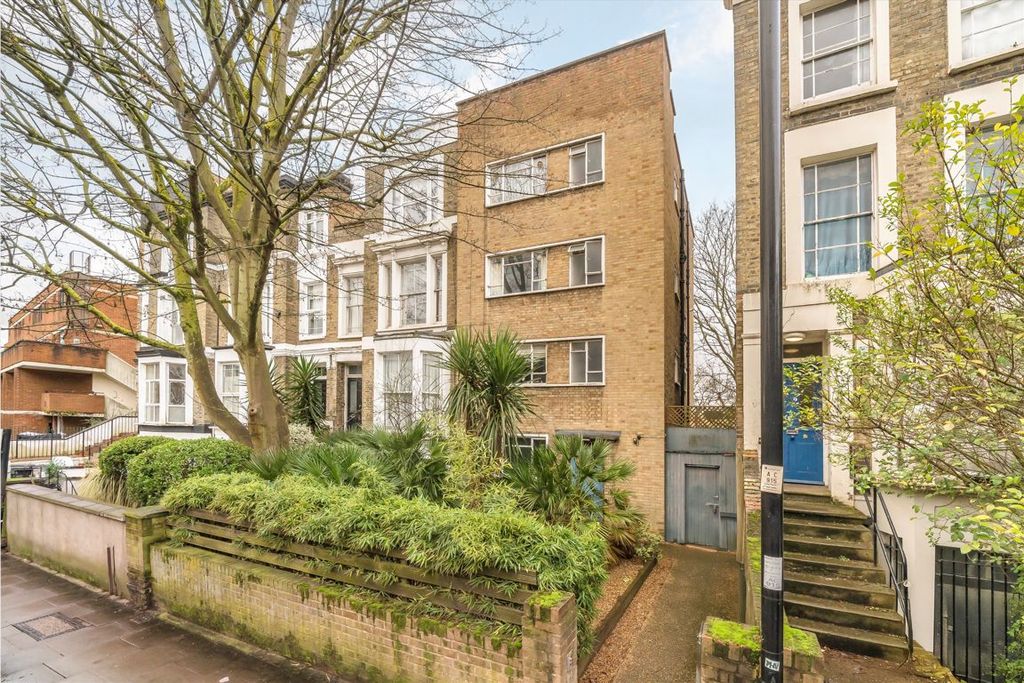 Property photo 1 of 7