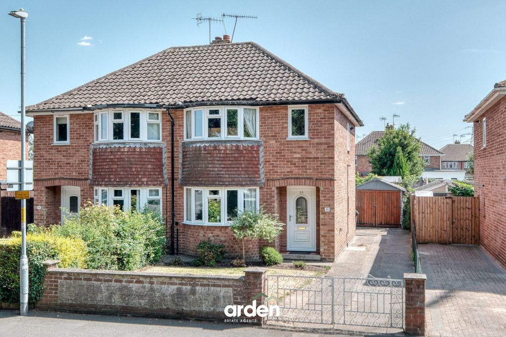 Property photo 1 of 11