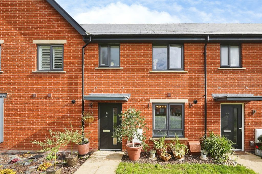 Property photo 1 of 18 Pbox-Img.Jpg